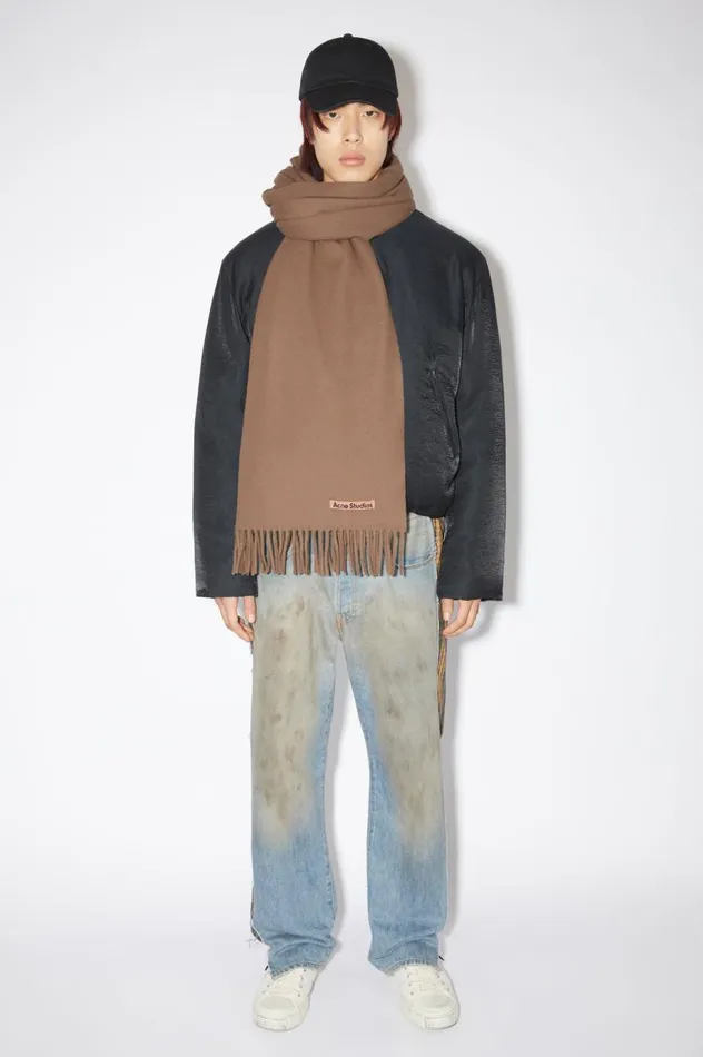 Acne Studios Fringe Wool Scarf 8211 Oversized Caramel Brown Women Scarves