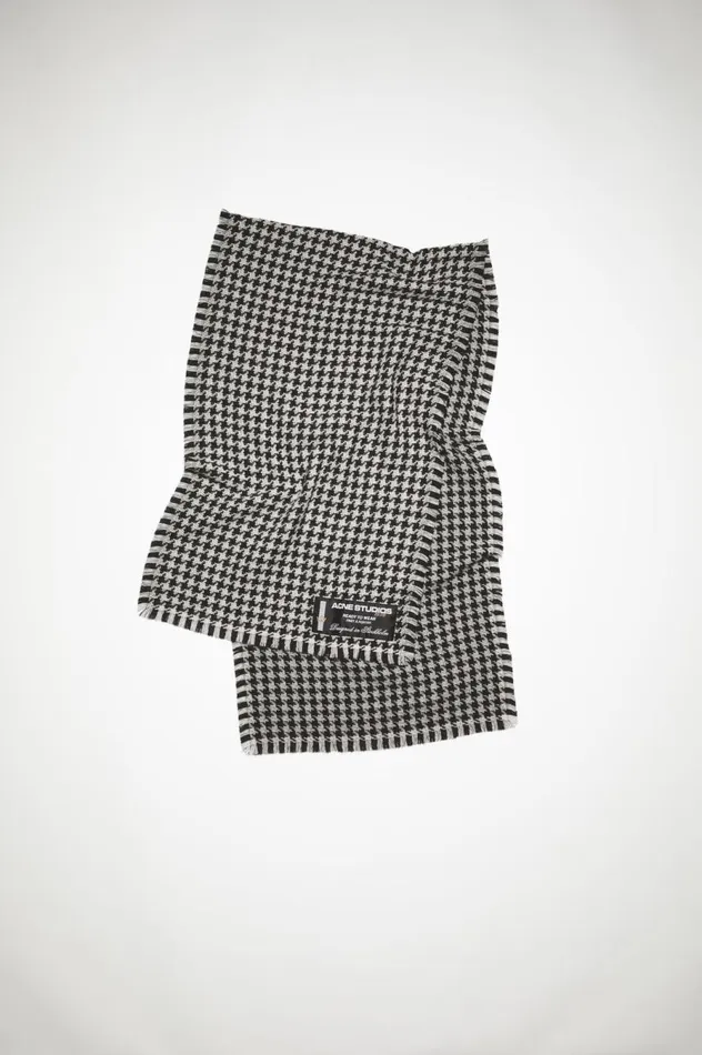 Acne Studios Houndstooth Wool Scarf Whiteblack Men Scarves