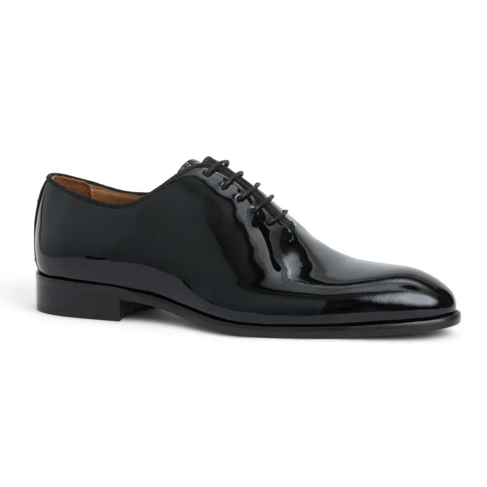 Bruno Magli Angelo Whole Cut Oxford Black Patent Men Laceups and Oxfords