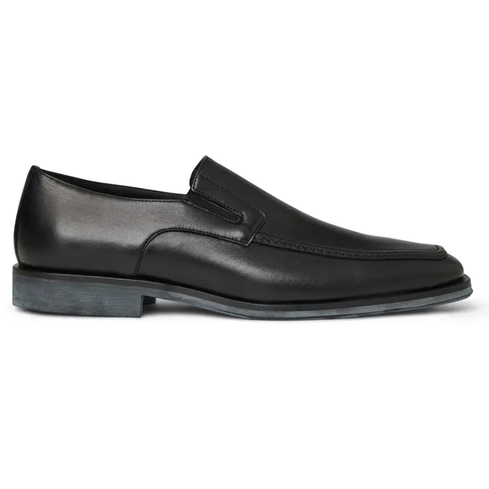 Bruno Magli Raging Leather Slipon 8211 Black Leather Men Loafers and Slipons