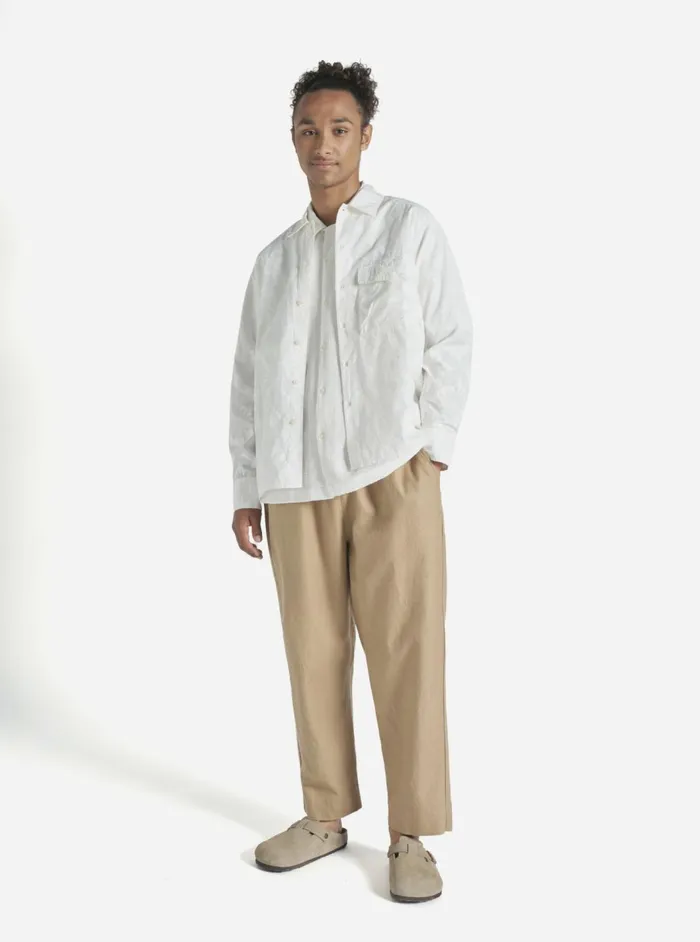 Field Shirt In Ecru Sun Print Poplin Men Universal Works Shirts
