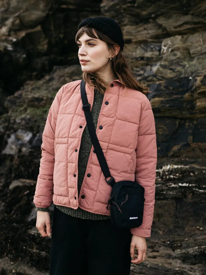 Finisterre Bags MenWomen Nautilus Pocket Pack Bag Black