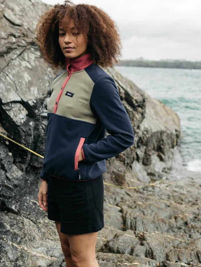 Finisterre Fleece Women Axiom 14 Snap Fleece Navyrougewillow Green
