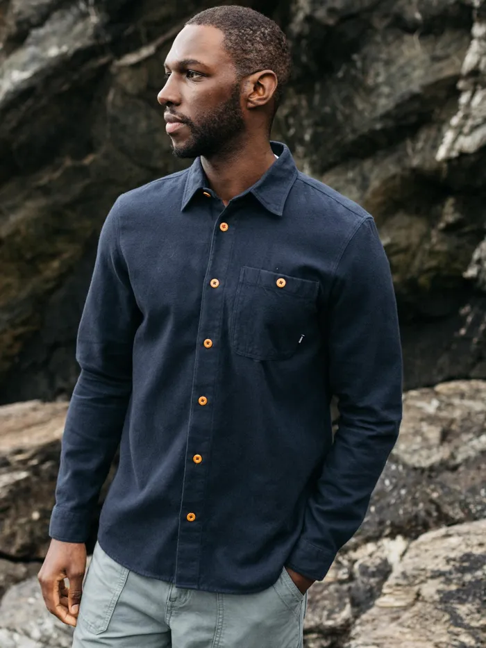 Finisterre Shirts Men Gylly Shirt Navy Dobby