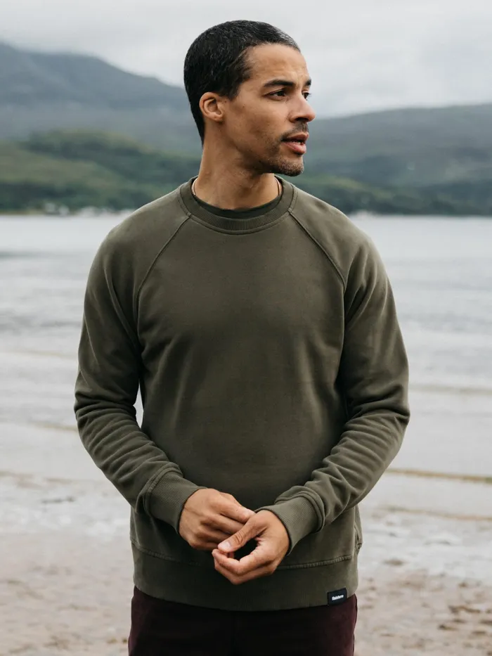 Finisterre Sweaters Men Coho Sweatshirt Olive