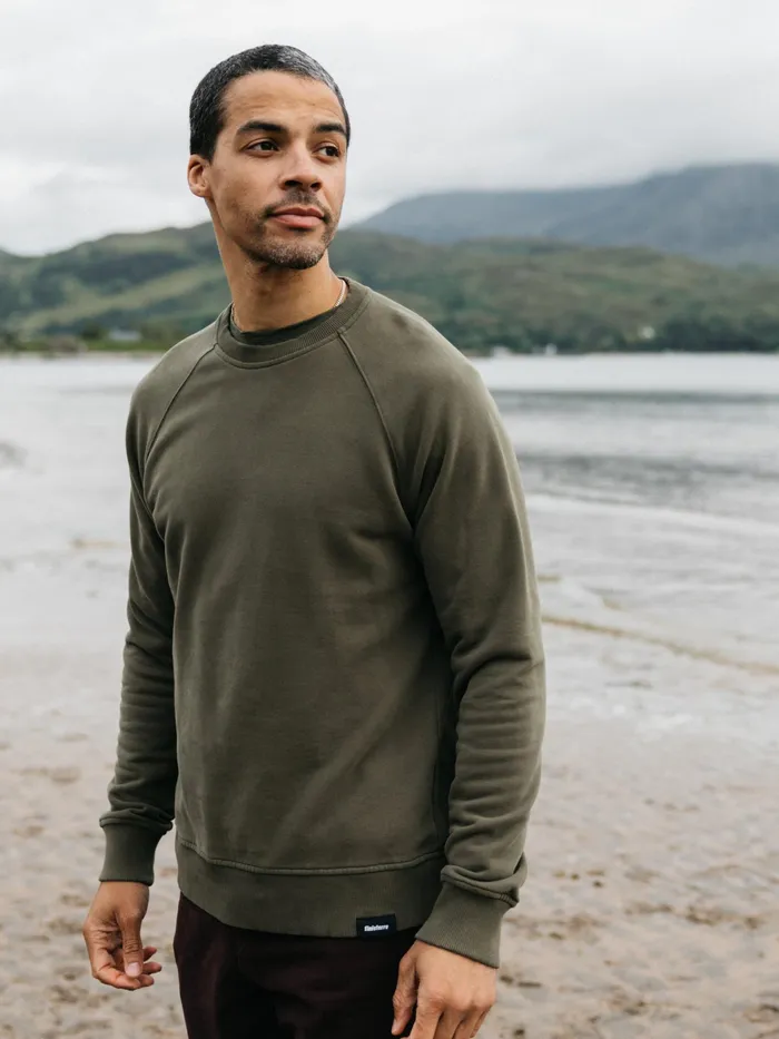 Finisterre Sweaters Men Coho Sweatshirt Olive