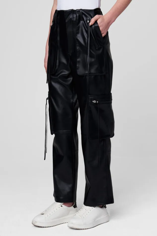 Franklin In Way Of Life Jean Women BLANK NYC Pants
