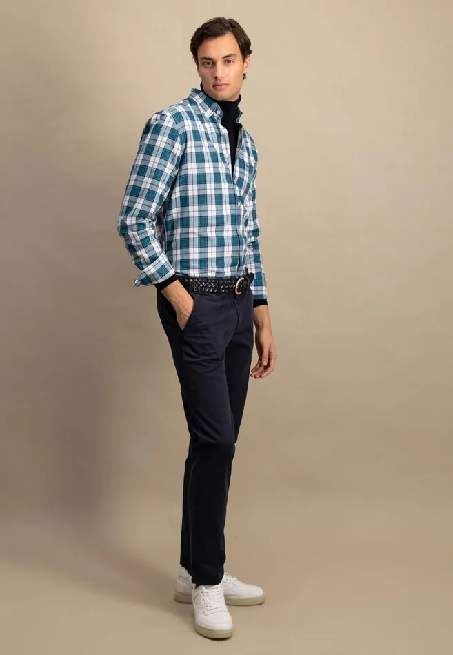 FYNCHHATTON Carroted Shirt With Buttondown Collar Grass Greenwinter Whitedark Teal Men Shirts