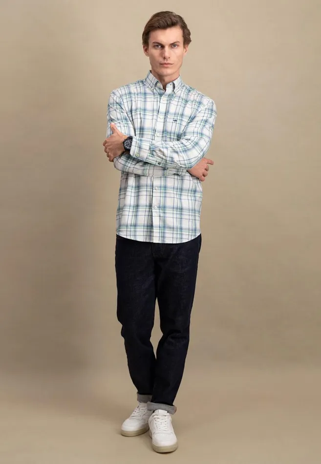 FYNCHHATTON Carroted Shirt With Buttondown Collar Grass Greenwinter Whitedark Teal Men Shirts