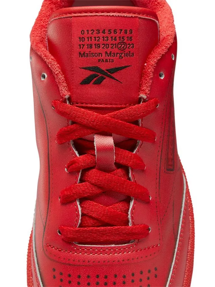 Henrik Vibskov Boutique Reebok Project 0 CC TL 8211 Red Men Sneakers
