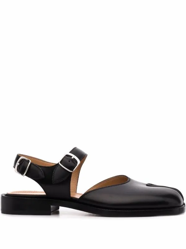 Henrik Vibskov Boutique SS23 Tabi Buckle Sandals 8211 Black Women Sandals