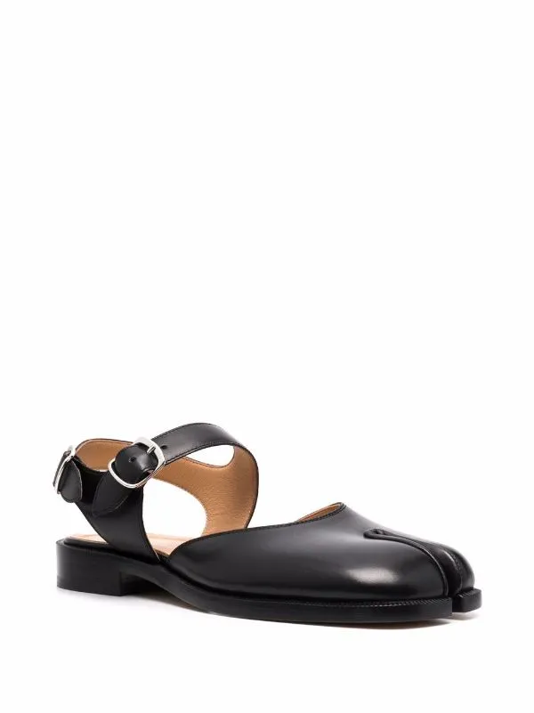 Henrik Vibskov Boutique SS23 Tabi Buckle Sandals 8211 Black Women Sandals
