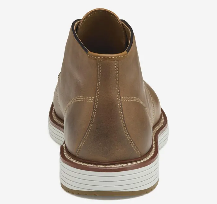 Johnston and Murphy Upton Chukka Tan Oiled Full Grain Men Boots
