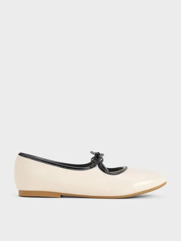 Kids Girls039 Patent TwoTone Bow Ballet Flats 8211 Chalk CHARLES and KEITH Shoes