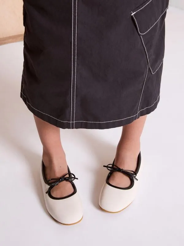 Kids Girls039 Patent TwoTone Bow Ballet Flats 8211 Chalk CHARLES and KEITH Shoes Kids Girls039 Patent TwoTone Bow Ballet Flats 8211 Chalk CHARLES and KEITH Shoes