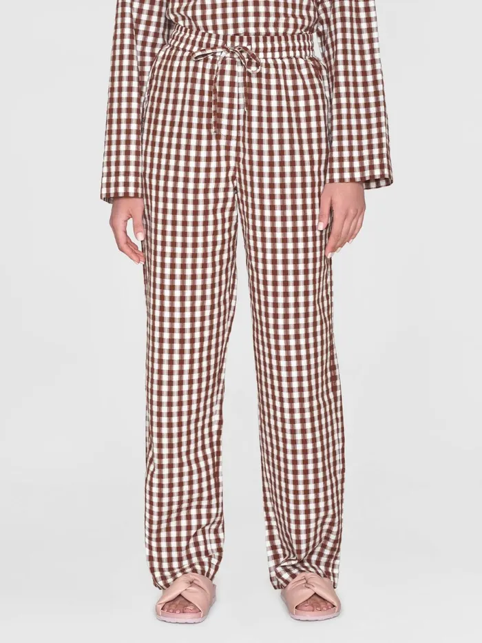 KnowledgeCotton Apparel Pants CHLOE Barrel Highrise Seersucker Checkered Elastic Waistband Pants Gotsvegan 8211 Women KnowledgeCotton Apparel Pants CHLOE Barrel Highrise Seersucker Checkered Elastic Waistband Pants Gotsvegan 8211 Women