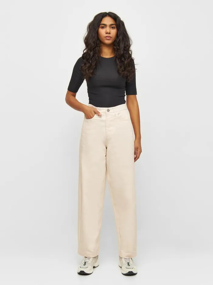 KnowledgeCotton Apparel Pants CHLOE Barrel Highrise Twill 5pocket Pants Buttercream 8211 Women KnowledgeCotton Apparel Pants CHLOE Barrel Highrise Twill 5pocket Pants Buttercream 8211 Women
