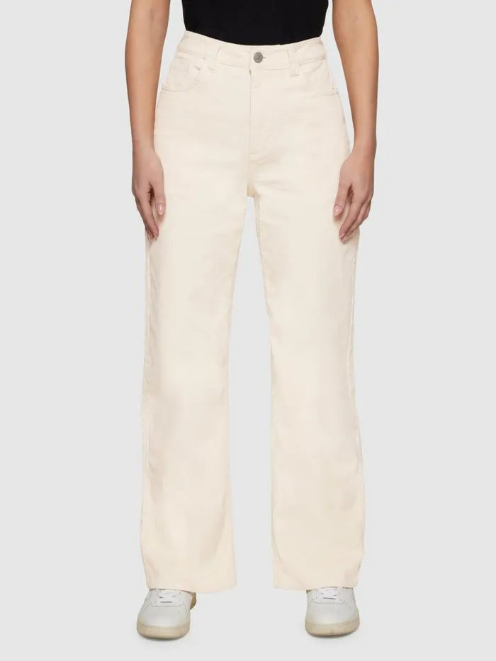 KnowledgeCotton Apparel Pants Organic Cotton Gale Corduroy Pants GOTS Egret 8211 Women KnowledgeCotton Apparel Pants Organic Cotton Gale Corduroy Pants GOTS Egret 8211 Women