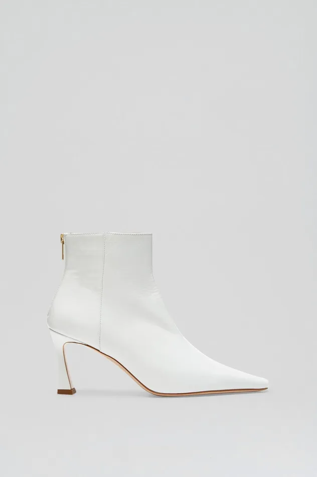 Leather Scanlan Theodore Women CRINKLE LEATHER ANKLE BOOT 75 WHITE Leather Scanlan Theodore Women CRINKLE LEATHER ANKLE BOOT 75 WHITE