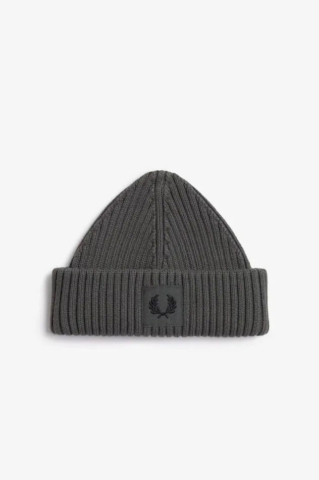 Men Branded Patch Ribbed Beanie Field Greenblack Fred Perry Accessories