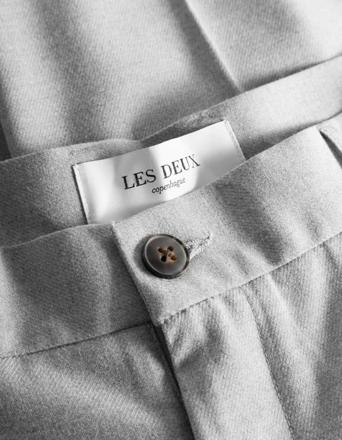 Men Como Reg Twill Pants 8211 Light Grey Melange Les Deux Pants Men Como Reg Twill Pants 8211 Light Grey Melange Les Deux Pants