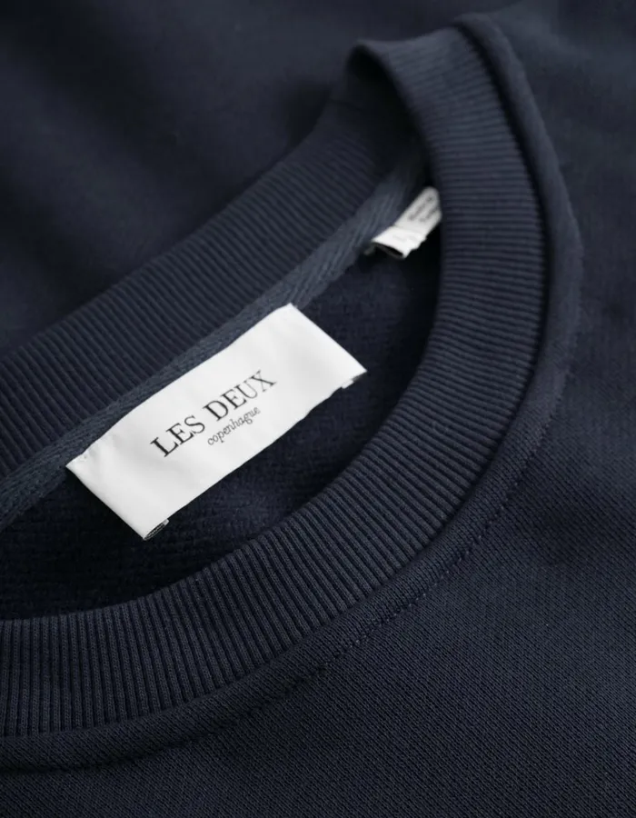Men Crew Sweatshirt 8211 Dark Navy Les Deux HoodiesSweatshirts
