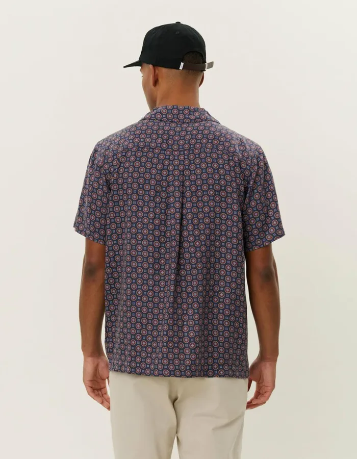 Men Foulard AOP SS Shirt 8211 Dark Navy Les Deux ShirtsOvershirts