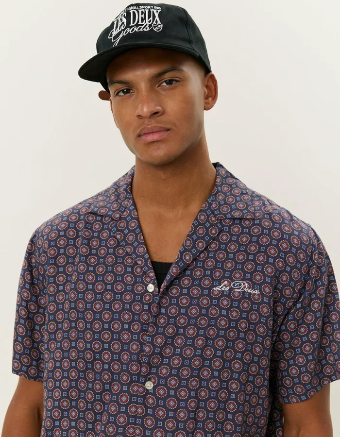 Men Foulard AOP SS Shirt 8211 Dark Navy Les Deux ShirtsOvershirts