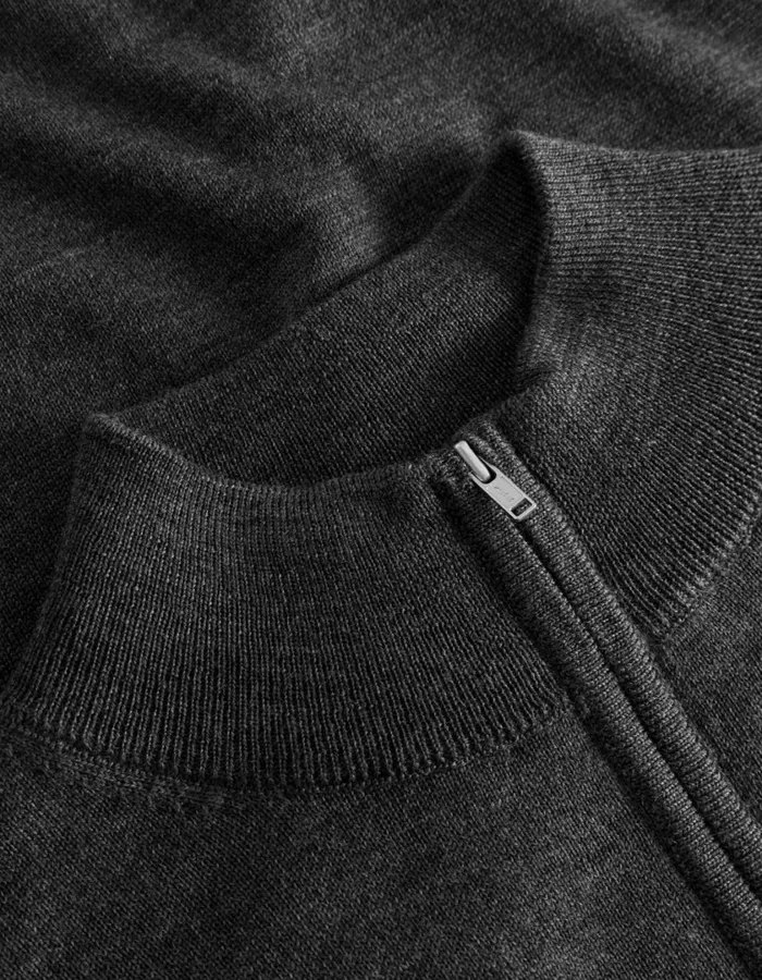 Men Greyson HalfZip Merino Knit 8211 Dark Grey Melange Les Deux Knitwear