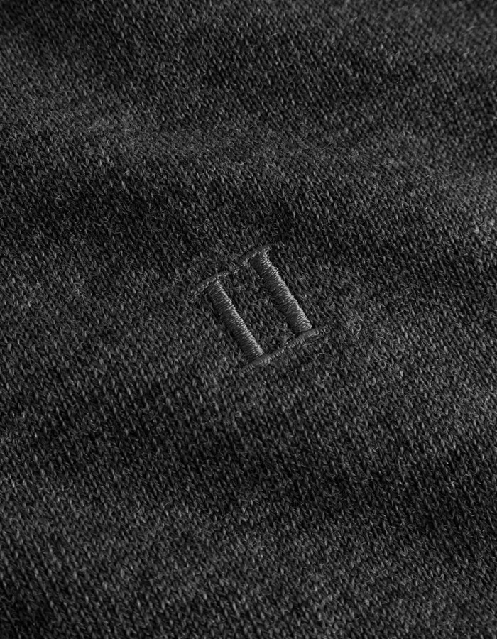 Men Greyson HalfZip Merino Knit 8211 Dark Grey Melange Les Deux Knitwear