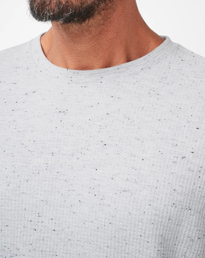 Men Hoodies and Sweatshirts TravisMathew CLOUD WAFFLE CREW Heather Light Grey