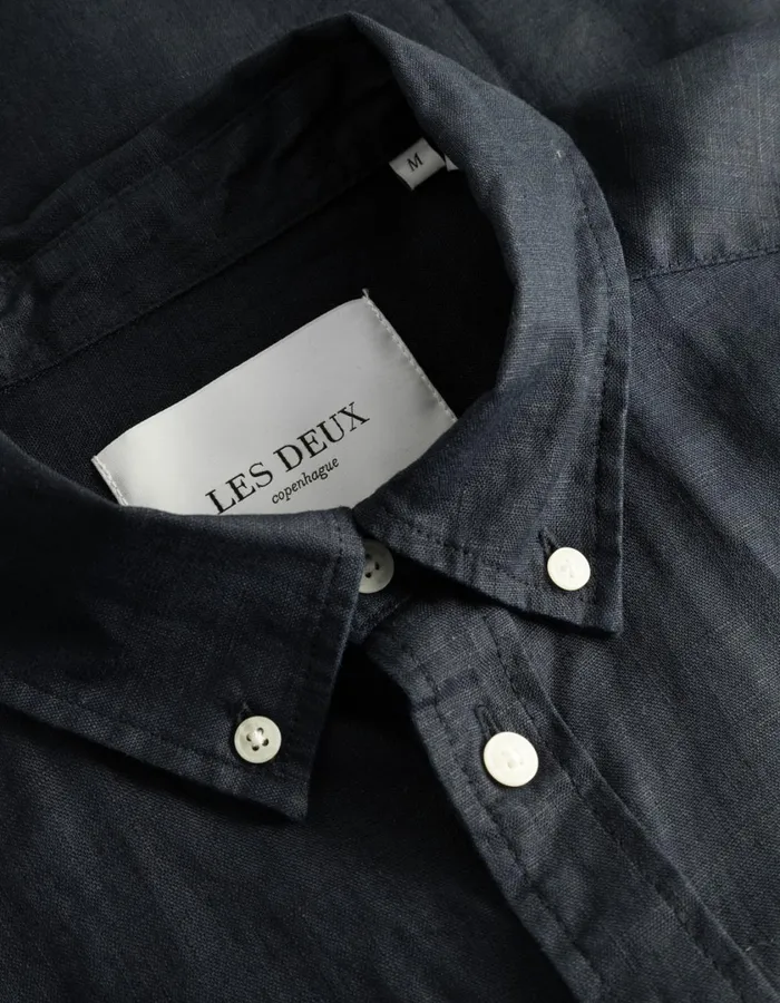 Men Kris Linen SS Shirt 8211 Dark Navy Les Deux ShirtsOvershirts
