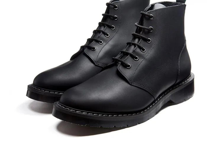 Men Solovair Astronaut Boots Black Greasy 6 Eye Astronaut Boot