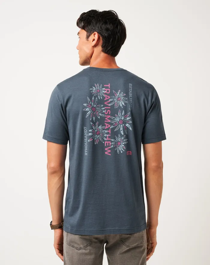 Men Tees TravisMathew PIECE OF PARADISE TEE Mood Indigovintage Indigo