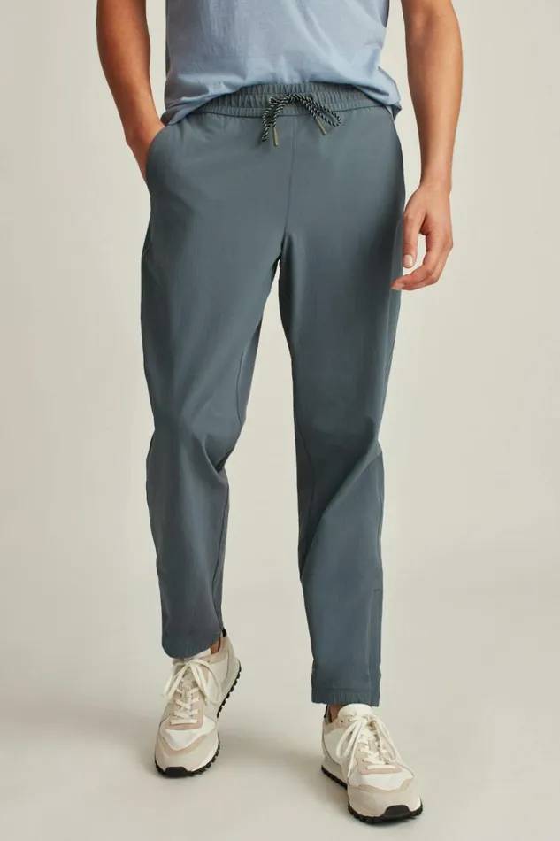 Men The Crossover Jogger Ash Black Bonobos Joggers and Athleisure