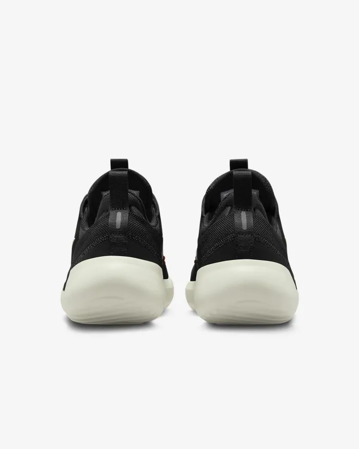 MenWomen Nike Lifestyle ESeries AD Anthraciteblackpicante Redsail