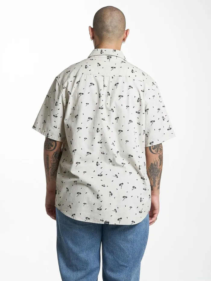Mens Hell Raised Short Sleeve Shirt Oatmeal Thrills Shirts