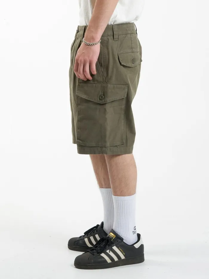 Mens Issued Big Slacker Cargo Short Mild Army Thrills Shorts