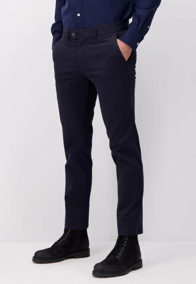 Pants Men FYNCHHATTON Legere Chino Pants Made Of Cotton Mix Dark Navybeigeolive Pants Men FYNCHHATTON Legere Chino Pants Made Of Cotton Mix Dark Navybeigeolive