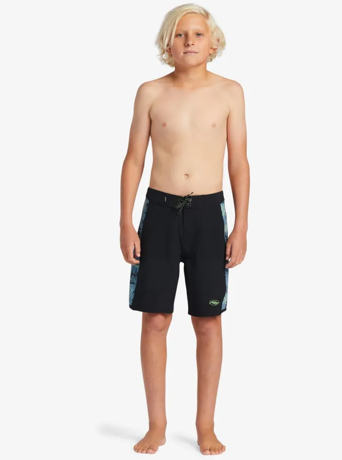 Quiksilver 816 Surfsilk Radical Arch 16034 Boardshorts Black Boys Shorts Quiksilver 816 Surfsilk Radical Arch 16034 Boardshorts Black Boys Shorts