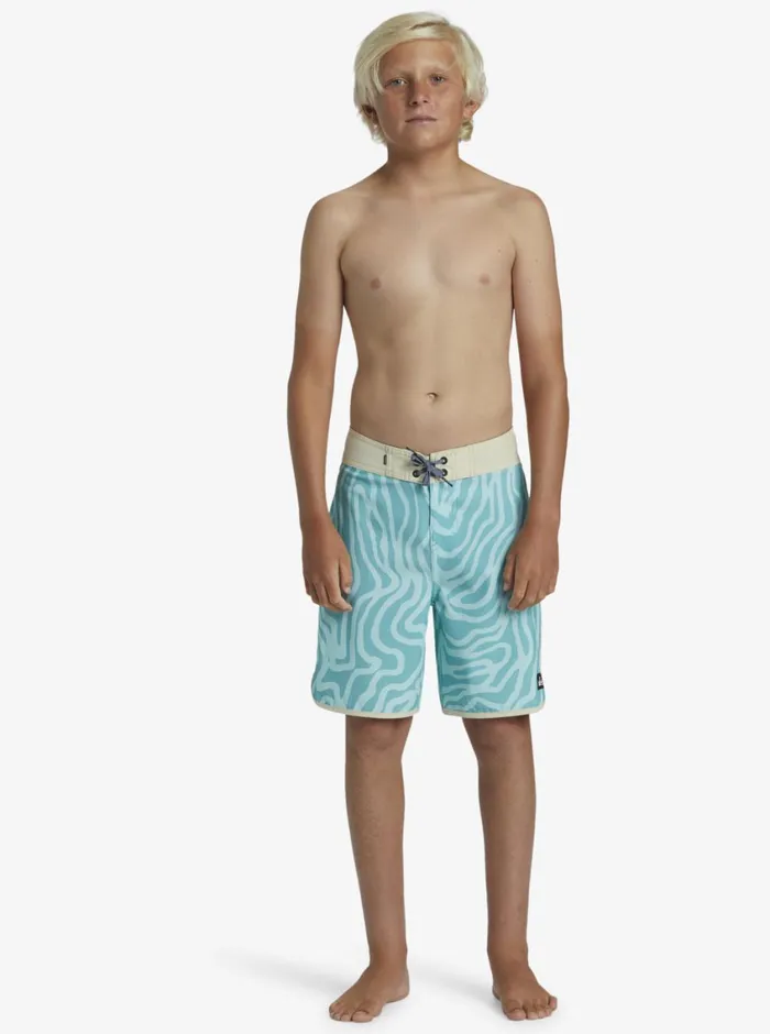 Quiksilver 816 Surfsilk Scallop 17034 Boardshorts Limpet Shell Boys Boardshorts Quiksilver 816 Surfsilk Scallop 17034 Boardshorts Limpet Shell Boys Boardshorts