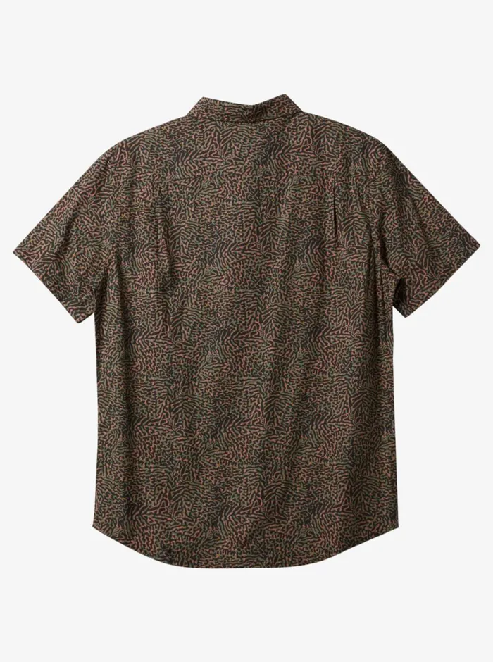 Quiksilver Apero Organic Classic Short Sleeve Woven Shirt Willow Aop Better Mens Shirts and Polos Quiksilver Apero Organic Classic Short Sleeve Woven Shirt Willow Aop Better Mens Shirts and Polos