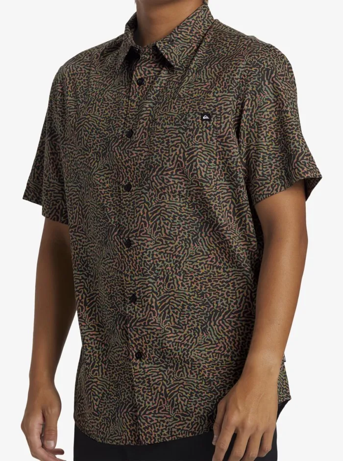Quiksilver Apero Organic Classic Short Sleeve Woven Shirt Willow Aop Better Mens Shirts and Polos Quiksilver Apero Organic Classic Short Sleeve Woven Shirt Willow Aop Better Mens Shirts and Polos