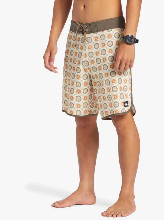 Quiksilver Surfsilk Scallop 19034 Boardshorts Birch Mens Shorts and Amphibians Quiksilver Surfsilk Scallop 19034 Boardshorts Birch Mens Shorts and Amphibians
