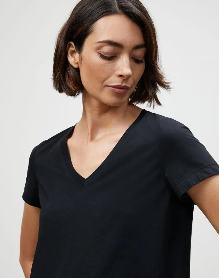 Ready To Wear Cotton Jersey Modern VNeck Tee Black Lafayette 148 New York Tops and Tees