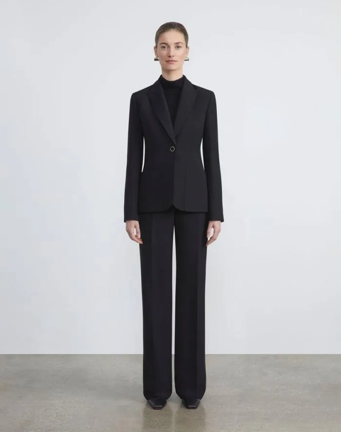 Ready To Wear WoolSilk Crepe Peak Lapel Blazer Black Lafayette 148 New York Jackets and Blazers