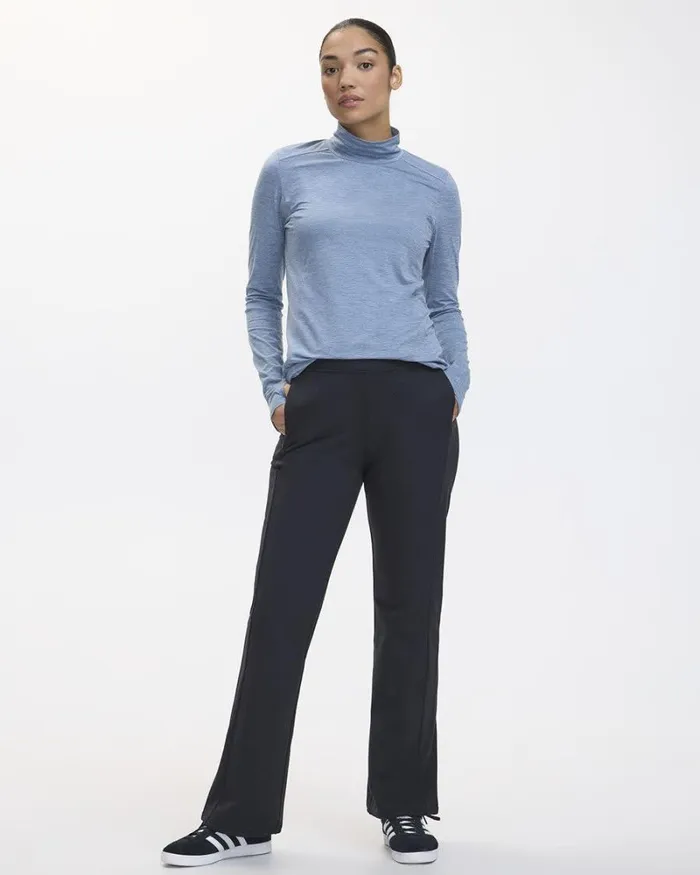 RWandCO Activewear Thermal Bootleg Pant 8211 Hyba 124 Regular 124 Reitmans Black 8211 Women RWandCO Activewear Thermal Bootleg Pant 8211 Hyba 124 Regular 124 Reitmans Black 8211 Women