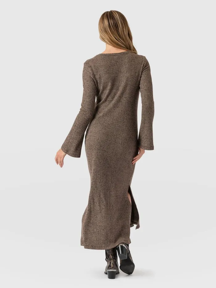Saint And Sofia Dresses Women Callie Fluted Midi Dress 8211 Beige Beige