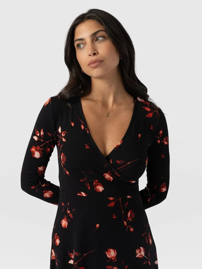 Saint And Sofia Dresses Women Maggie Wrap Midi Dress 8211 Dark Roses Dark Roses