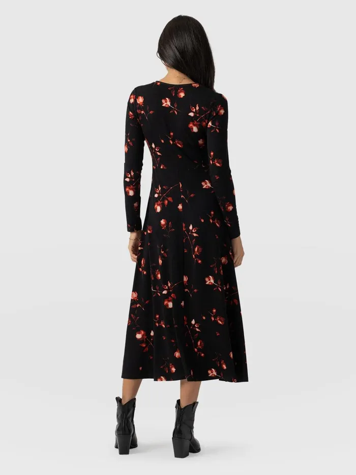 Saint And Sofia Dresses Women Maggie Wrap Midi Dress 8211 Dark Roses Dark Roses